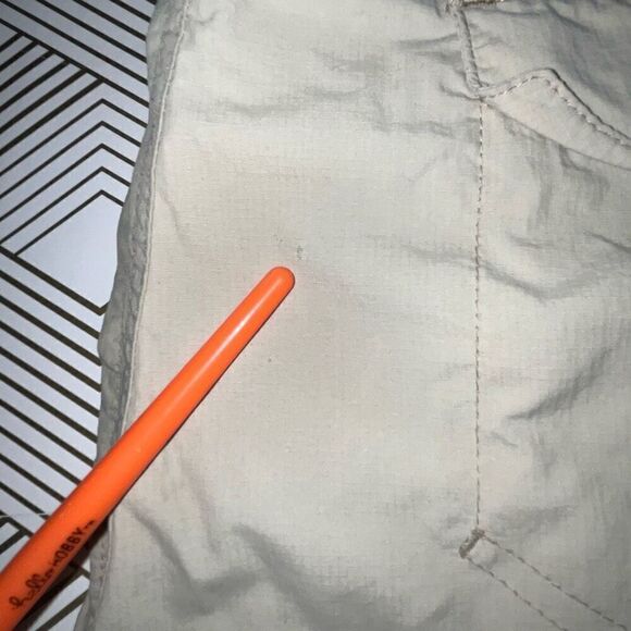 Columbia Mens Size 38/32 Cream Omni Shade Sun Protection Cargo Pants - Picture 5 of 12